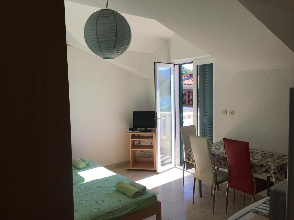 Apartmani Domenika Žuljana Dış mekan fotoğraf
